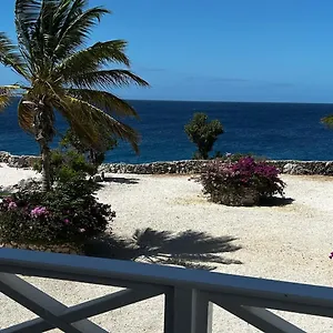 Marazul Dive Resort. 3 Bedroom Seafront House. Dive, Snorkel, Enjoy Amazing Sunsets Westpunt