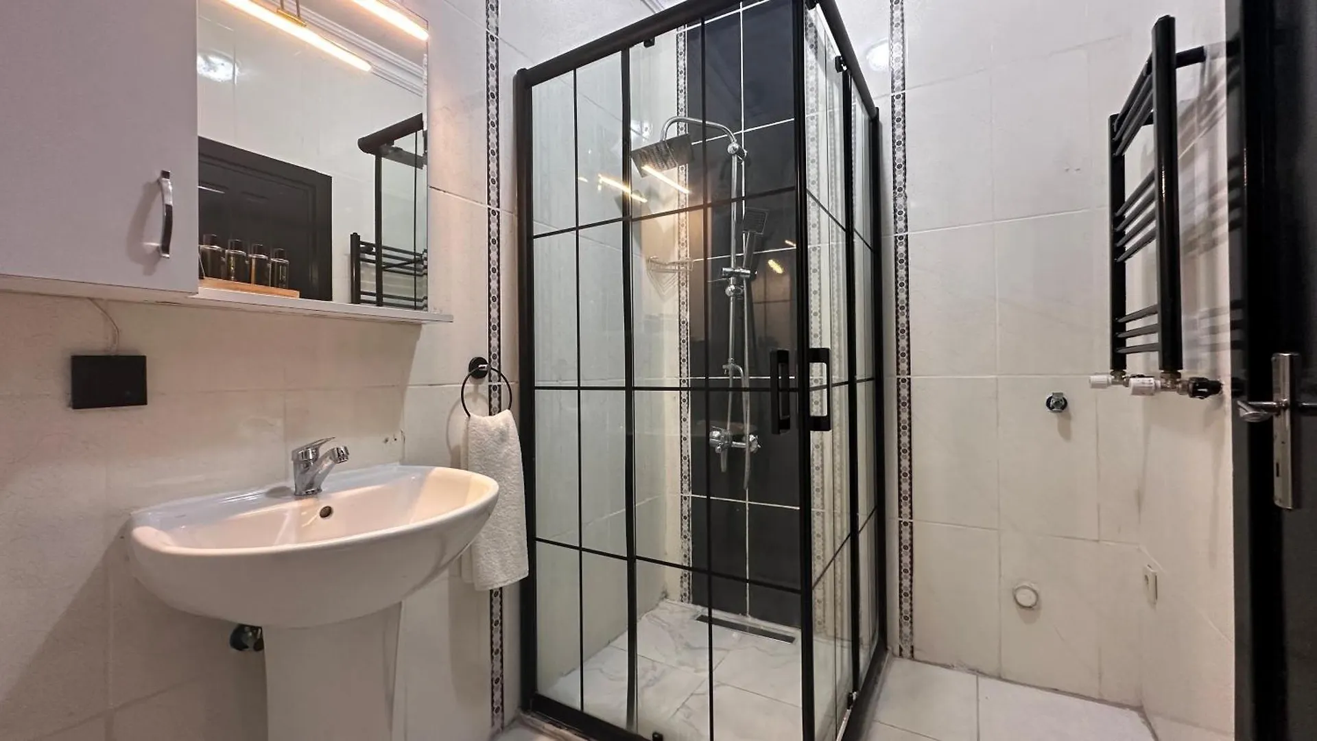 Overland Residence Istanbul 0*,